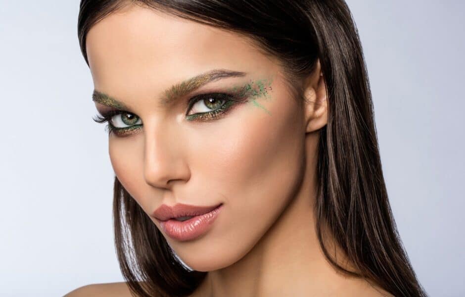 новогодний макияж для зеленоглазых