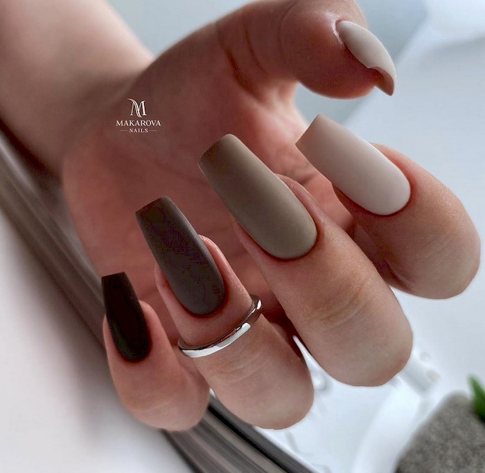 Маникюр на квадратные ногти 2022 – модные идеи дизайна с фото